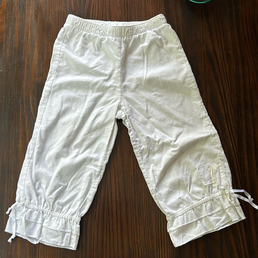 Summery! 2T IKKS white cotton pants with drawstrings and ruffles at the ankles!